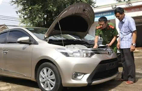thu-tuc-thu-hoi-bien-so-xe-o-to-dinh-danh.jpg